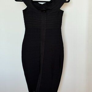 Classic Black Bandage Bodycon Dress – Size M